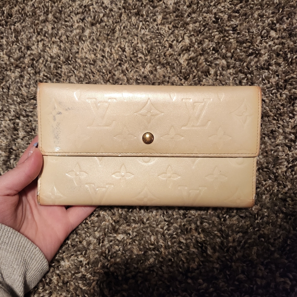 Louis vuitton wallet